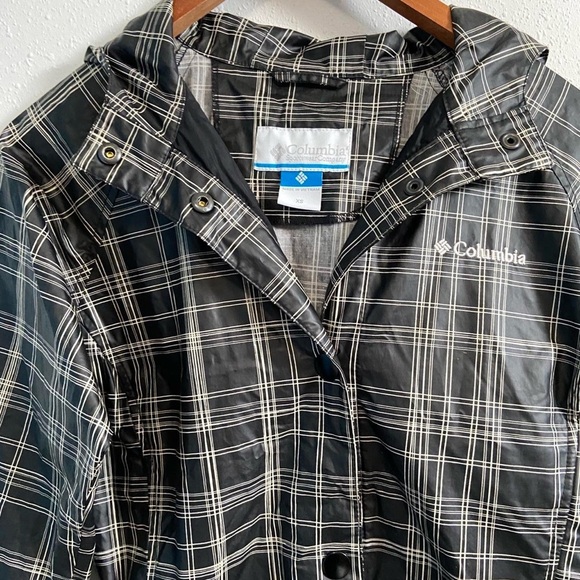 Columbia Black and Gray Trench Coat with Hood - Picture 5 of 8